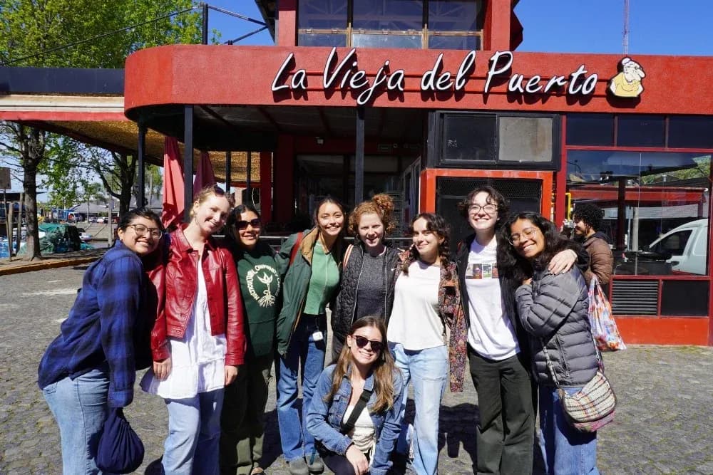 study abroad students in tigre