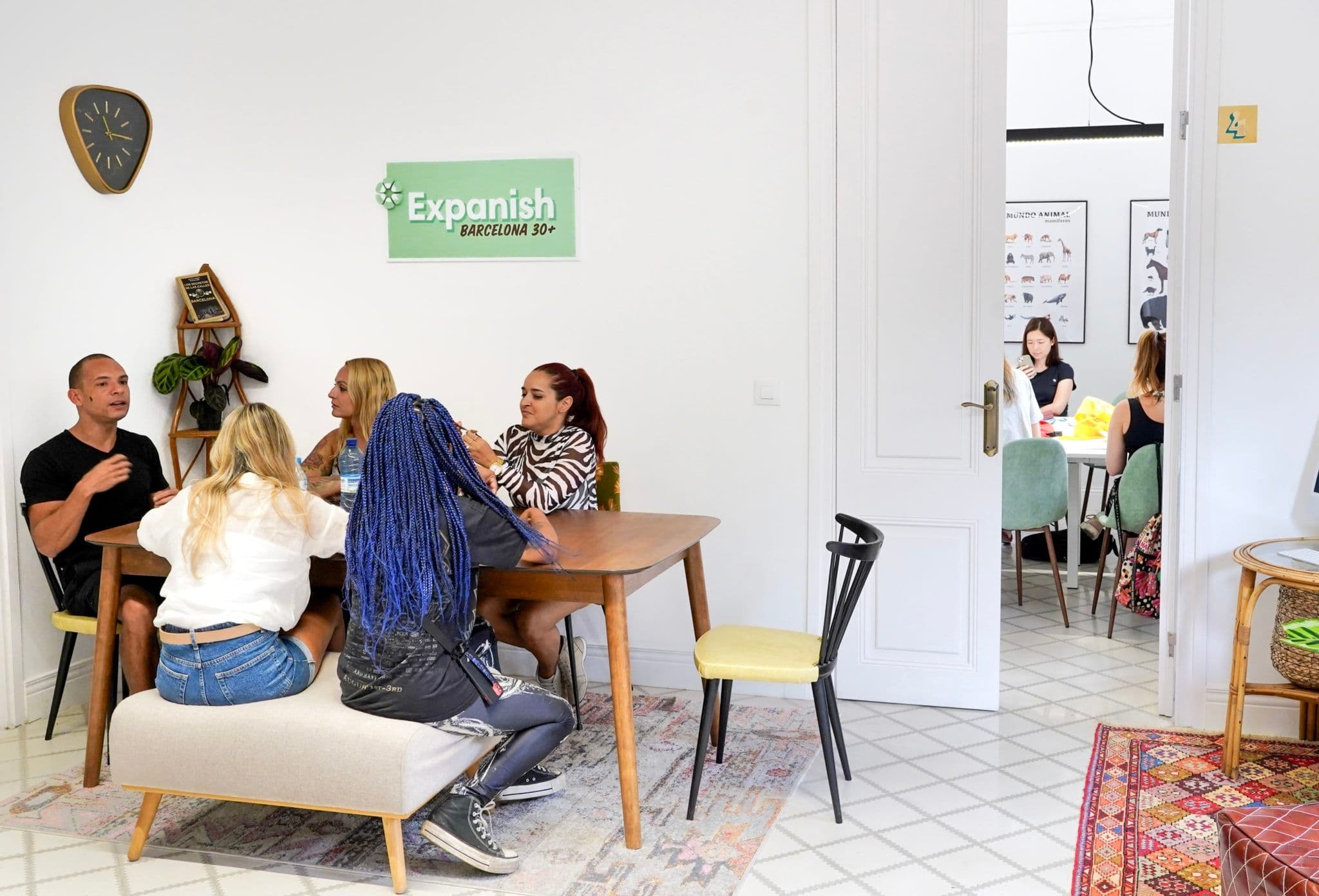 Expanish Barcelona 30 Common Area